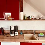 Moderne Im Grünen In Wrn *