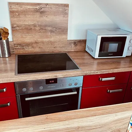 Moderne Im Grünen In Wrn