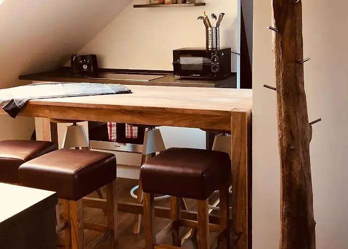 Moderne Im Gruenen In Wrn アパート *