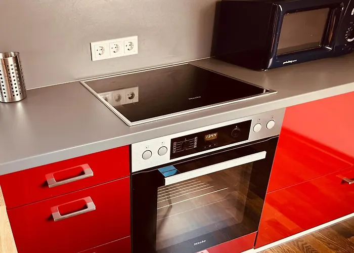 Moderne Im Gruenen In Wrn *