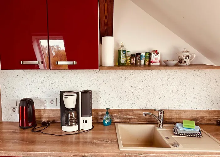 Moderne Im Gruenen In Wrn *