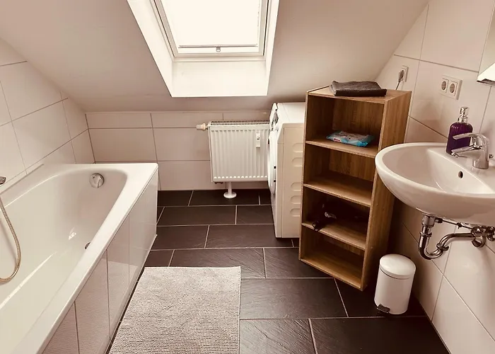 Moderne Im Gruenen In Wrn アパート