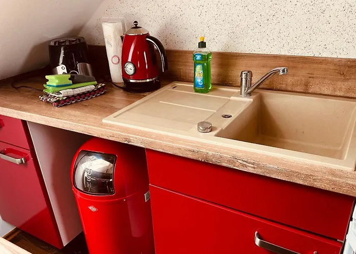 Moderne Im Gruenen In Wrn アパート *