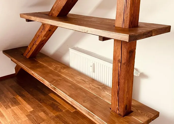 Moderne Im Gruenen In Wrn